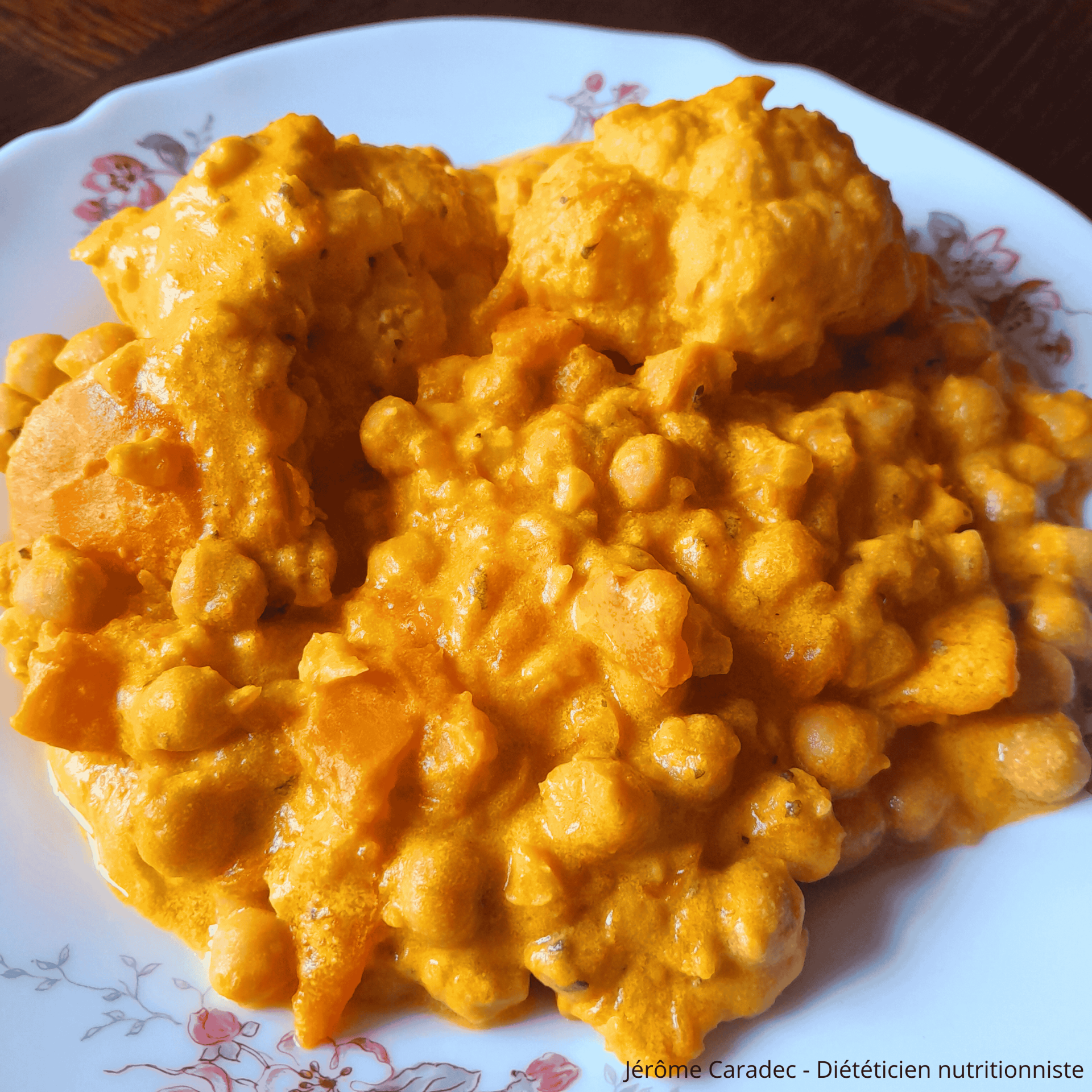 Photo du curry de chou fleur, potimarron et pois chiches au lait de coco de Jérôme Caradec - Diététicien nutritionniste